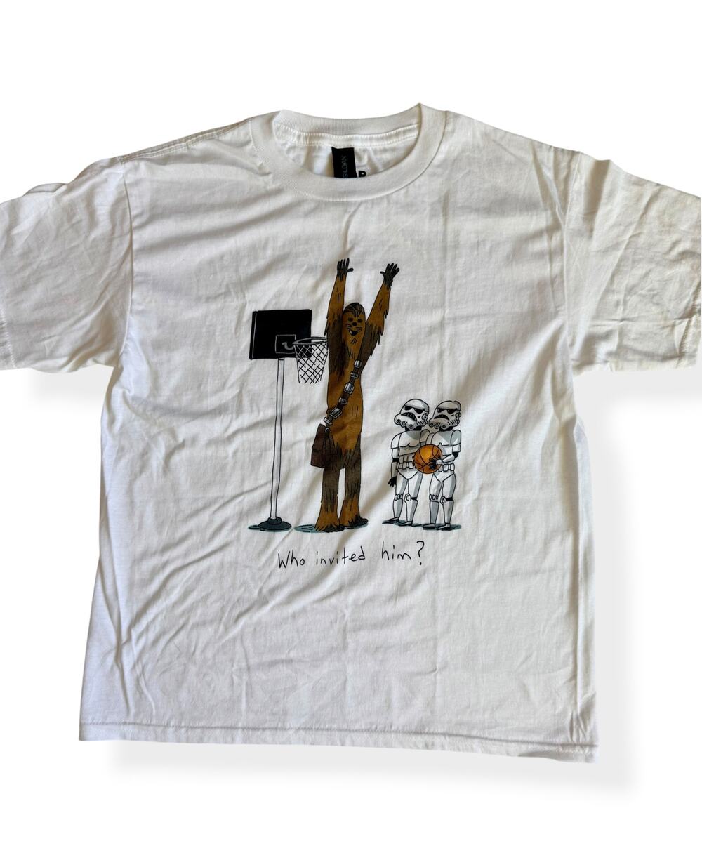 NEW Star Wars Chewie Basketball Graphic T-Shirt Youth Large
